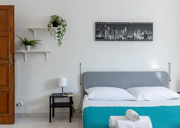 Pisa Bright Apartment Near The Airport