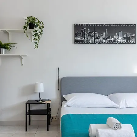 Pisa Bright Apartment Near The Airport Exterior photo