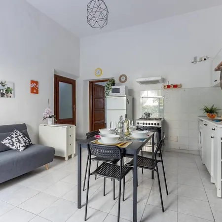 Pisa Bright Apartment Near The Airport Exterior photo