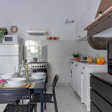 Pisa Bright Apartment Near The Airport Exterior photo